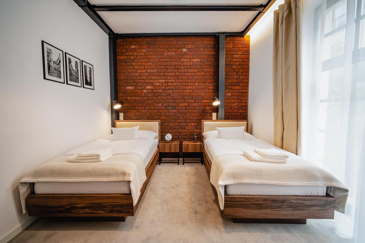 Garni Hotel Dock Bratislava Esterno foto