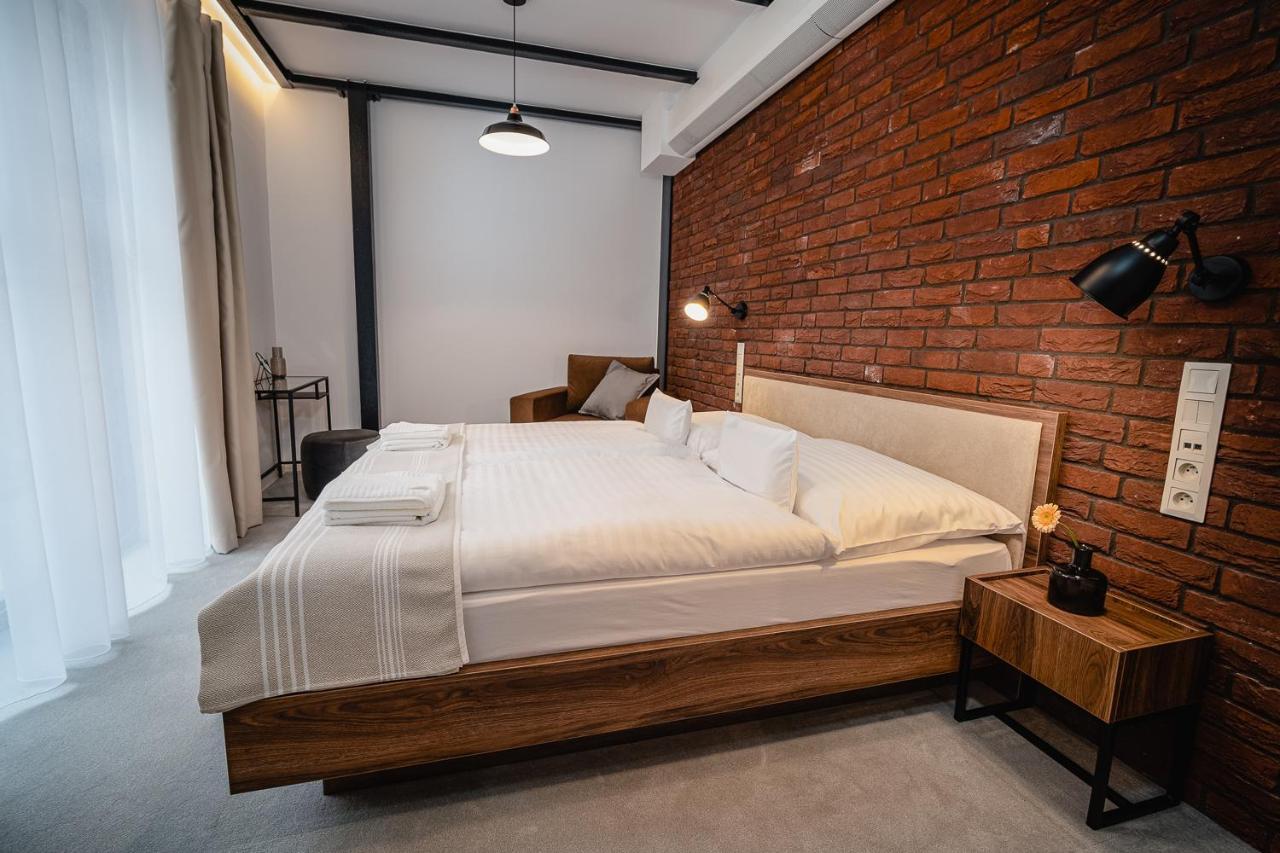 Garni Hotel Dock Bratislava Esterno foto