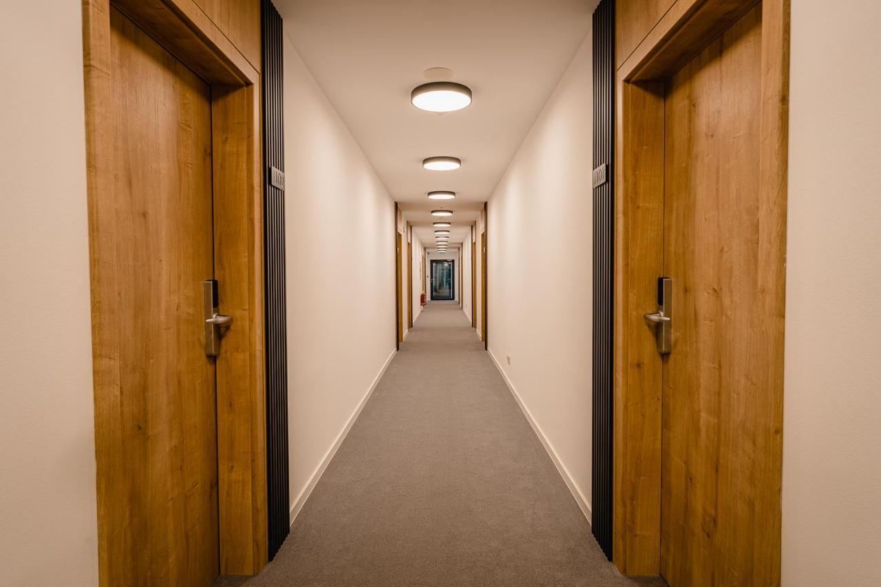 Garni Hotel Dock Bratislava Esterno foto