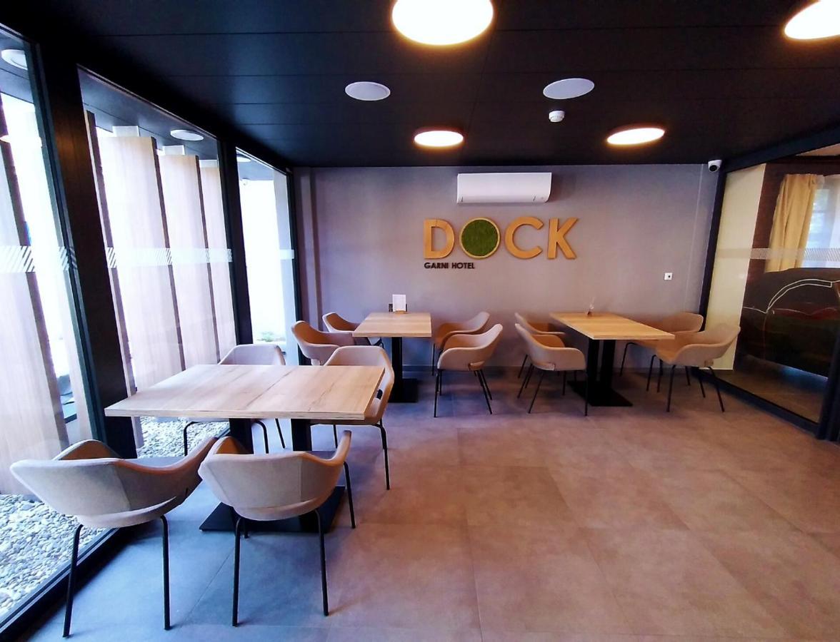 Garni Hotel Dock Bratislava Esterno foto