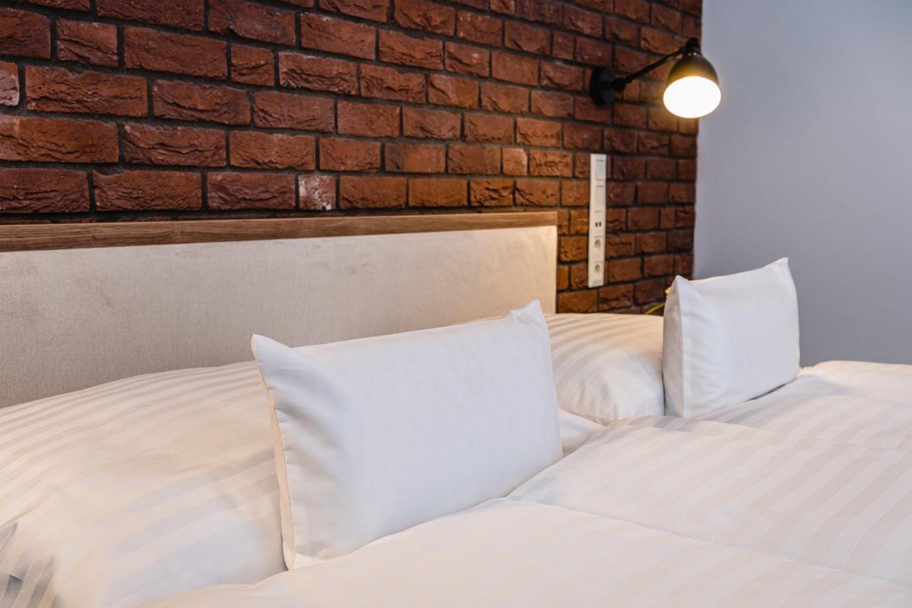 Garni Hotel Dock Bratislava Esterno foto