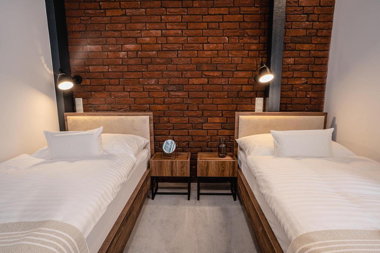 Garni Hotel Dock Bratislava Esterno foto